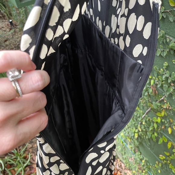 Moschino Silk Black & White Dot Dress Size 8 (10) - Picture 6 of 9